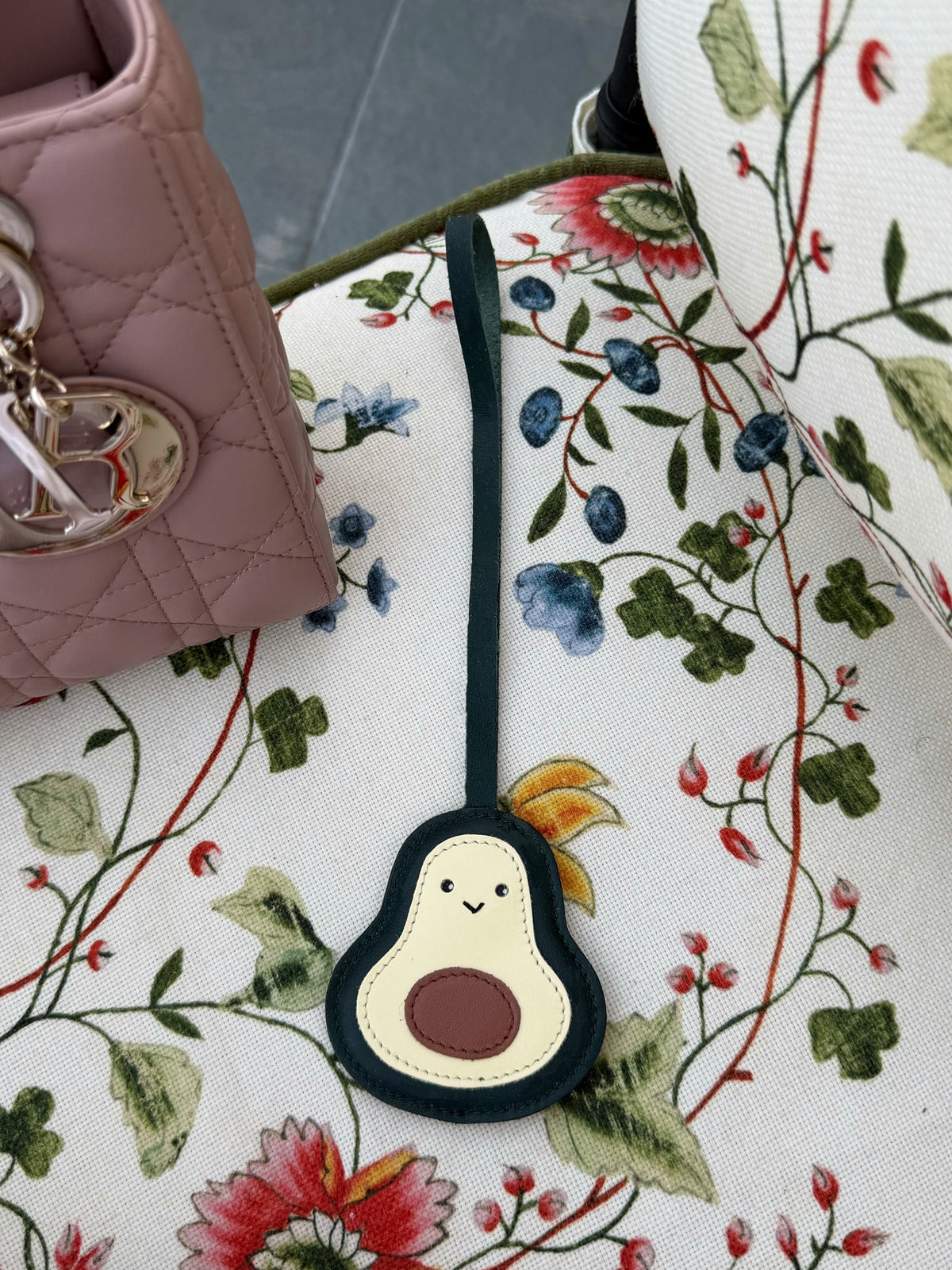 CHARM AVOCADO