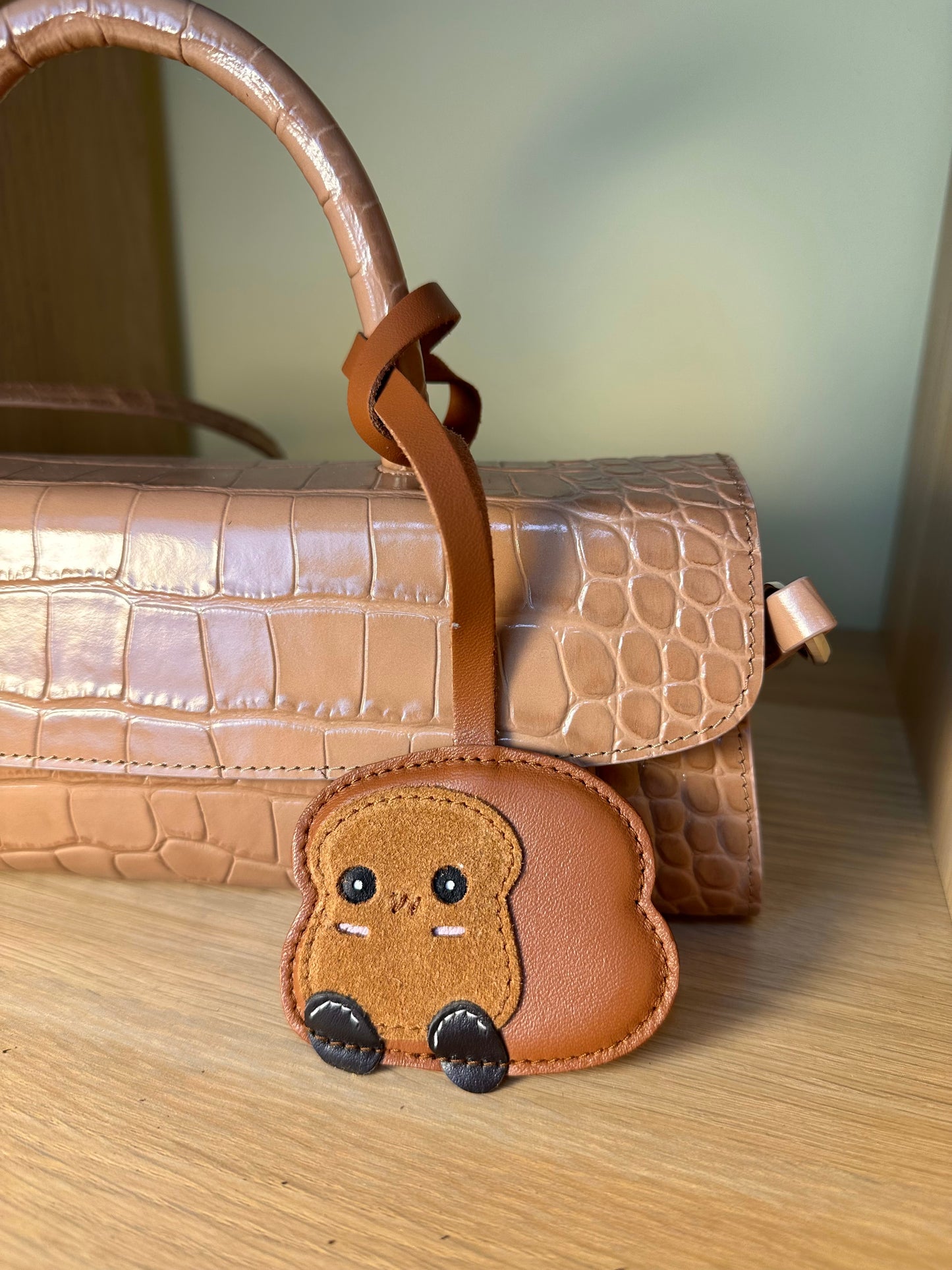 CHARM BANANA BREAD